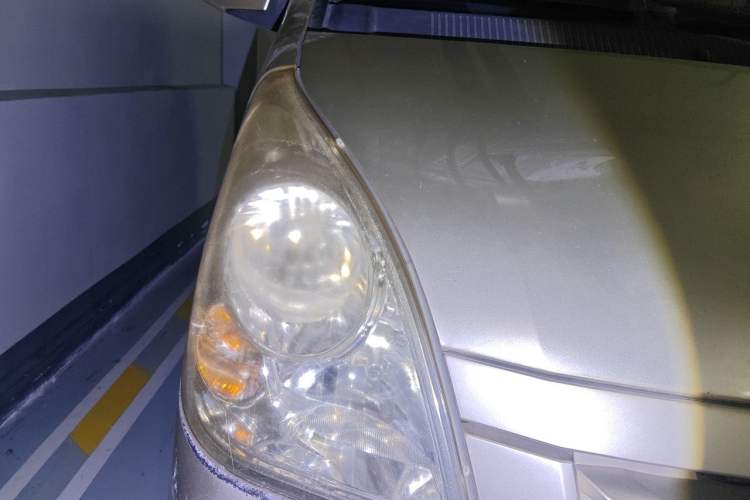 Used Wuling Rongguang 2014 1.2L S Base Model Right Front Headlight