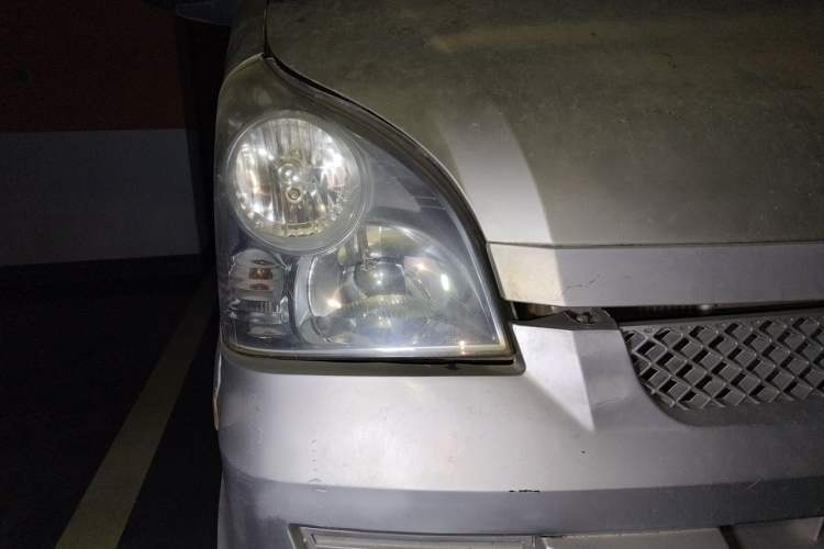 Used Wuling Rongguang 2014 1.2L S Base Model Right Front Headlight