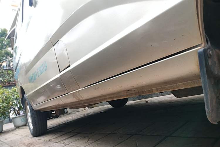 Used Wuling Rongguang 2014 1.2L S Base Model Right Side Sill