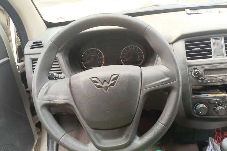 Used Wuling Rongguang 2014 1.2L S Base Model Steering Wheel