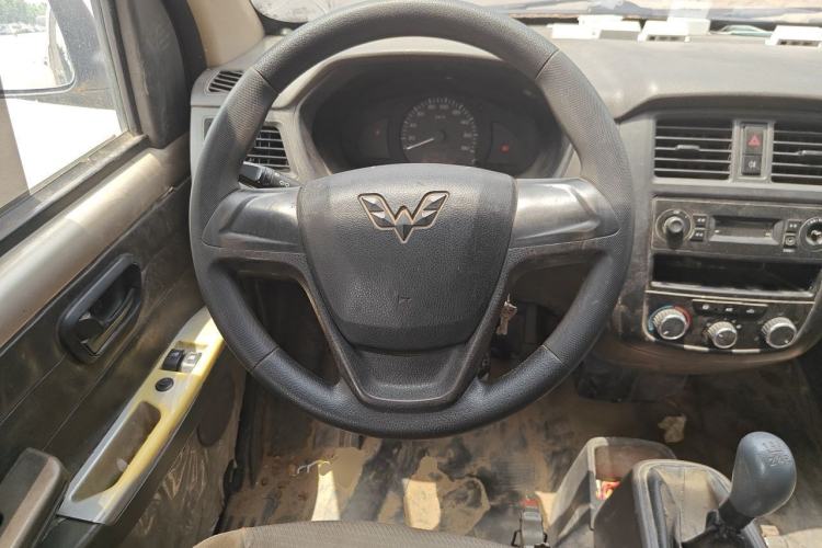 Used Wuling Rongguang 2014 1.2L S Base Model Steering Wheel