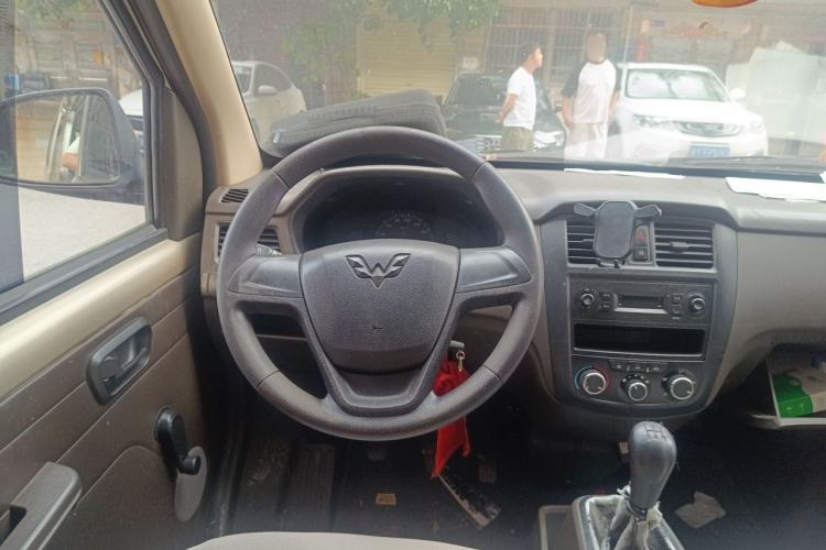 Used Wuling Rongguang 2014 1.2L S Base Model Steering Wheel
