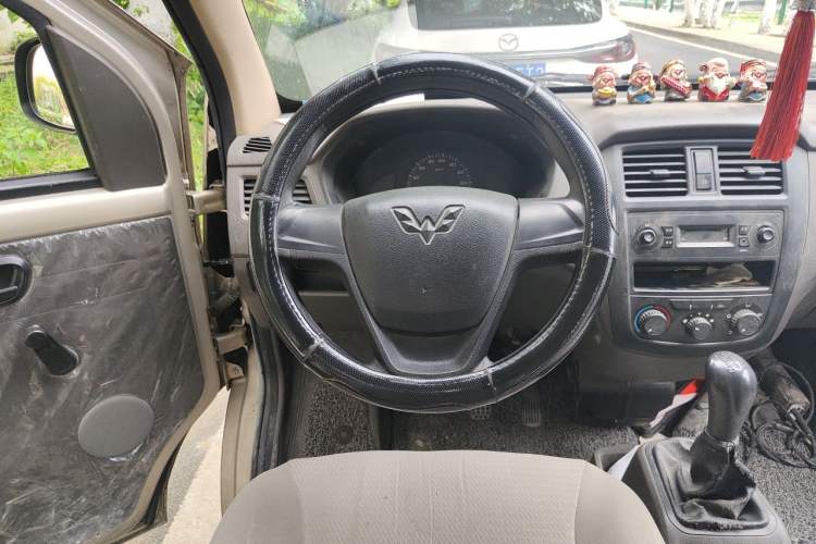 Used Wuling Rongguang 2014 1.2L S Base Model Steering Wheel