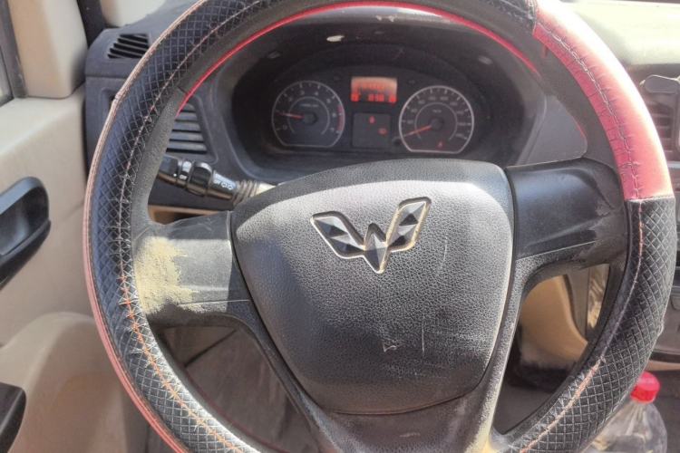 Used Wuling Rongguang 2014 1.2L S Standard Model Steering Wheel