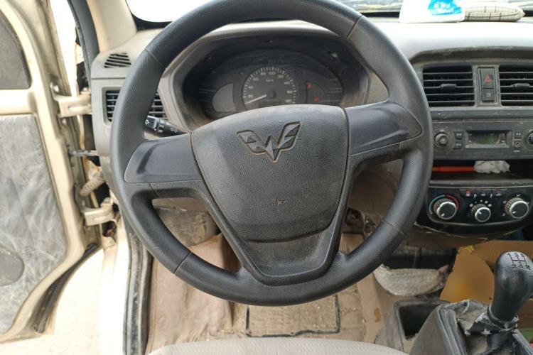 Used Wuling Rongguang 2014 1.2L S Base Model Steering Wheel