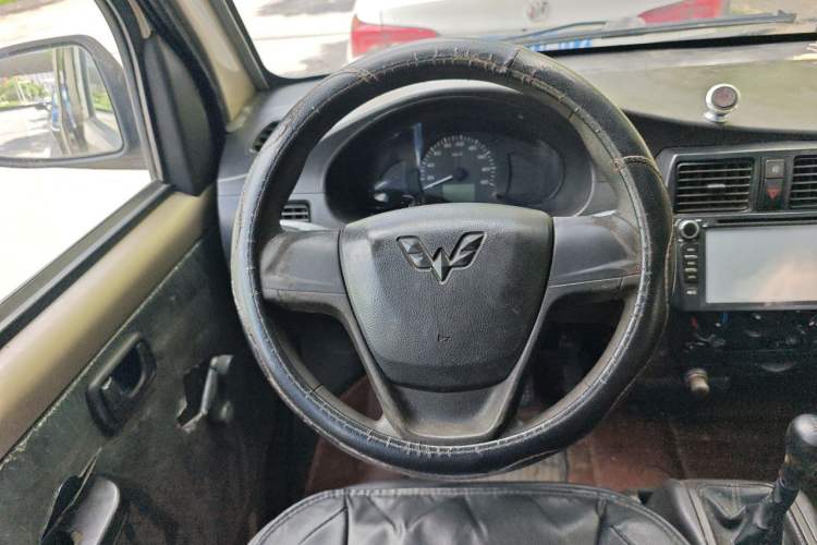 Used Wuling Rongguang 2014 1.5L S Base Version Steering Wheel