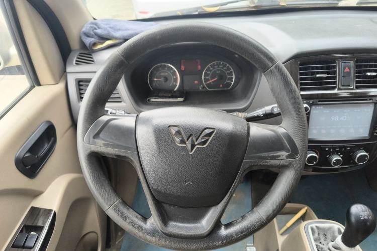 Used Wuling Rongguang 2014 1.2L S Standard Model Steering Wheel