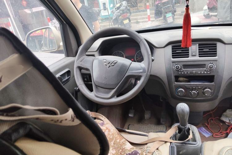 Used Wuling Rongguang 2014 1.2L S Base Model Steering Wheel