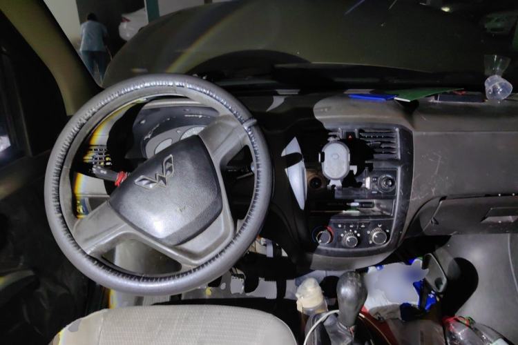 Used Wuling Rongguang 2014 1.5L S Base Version Steering Wheel