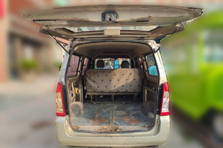 Used Wuling Rongguang 2014 1.2L S Standard Model Trunk