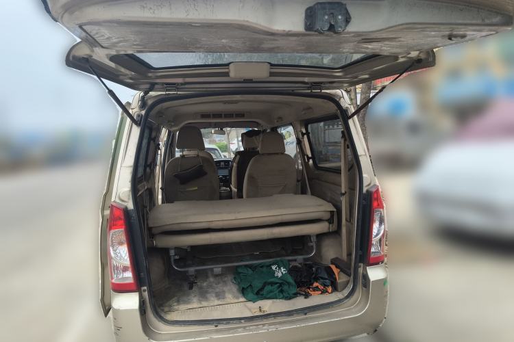 Used Wuling Rongguang 2014 1.2L S Standard Model Trunk