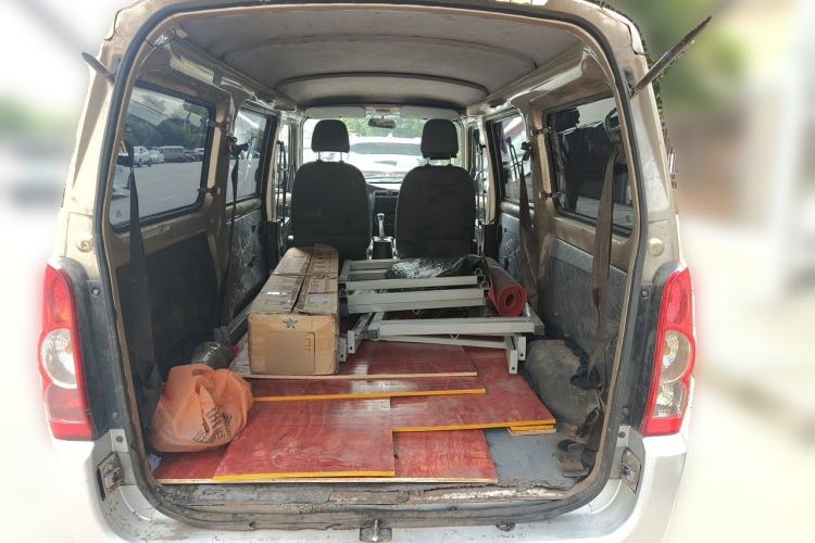 Used Wuling Rongguang 2014 1.2L S Base Model Trunk
