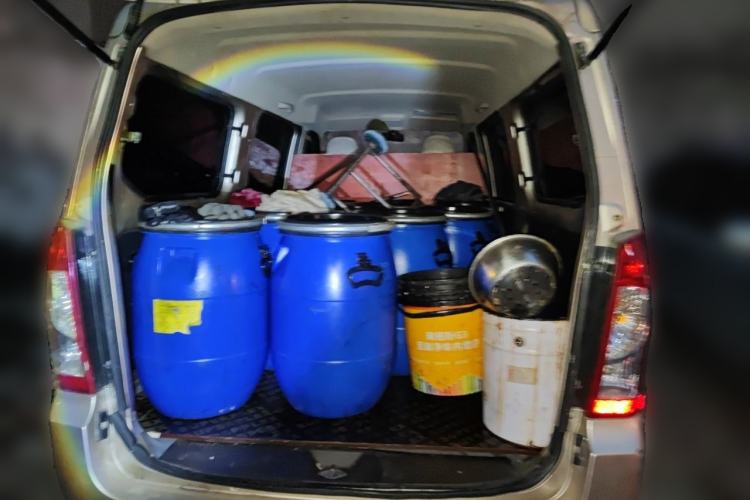 Used Wuling Rongguang 2014 1.2L S Base Model Trunk