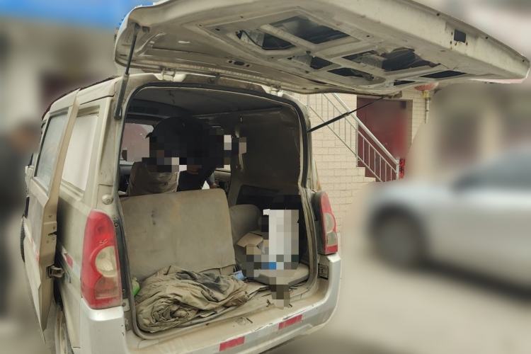 Used Wuling Rongguang 2014 1.2L S Standard Model Trunk