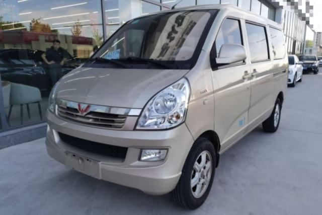 Used Wuling Rongguang 2014 1.5L S Standard Version
