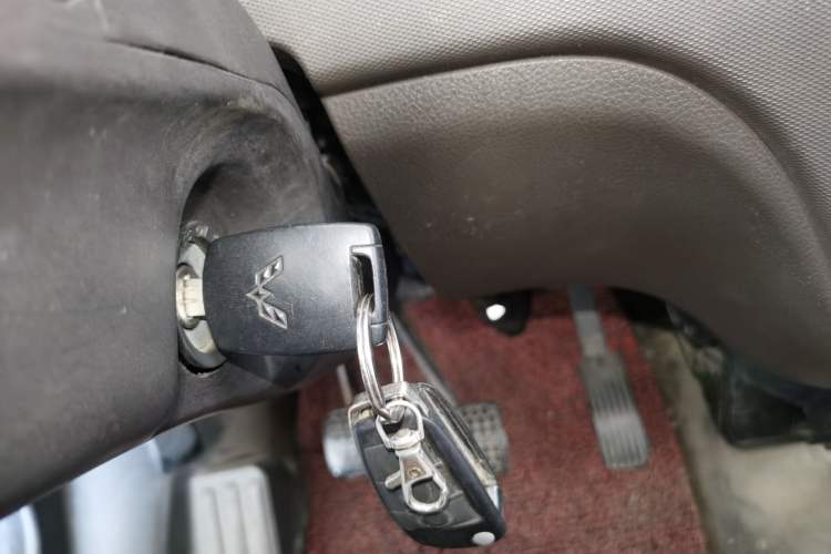 Used Wuling Rongguang 2014 1.2L S Base Model Vehicle Key