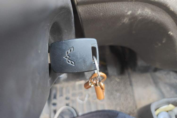 Used Wuling Rongguang 2014 1.2L S Base Model Vehicle Key