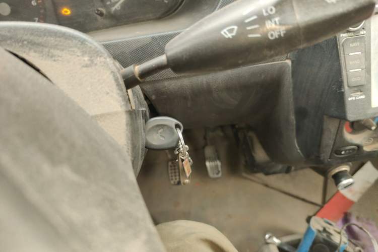 Used Wuling Rongguang 2014 1.2L S Standard Model Vehicle Key