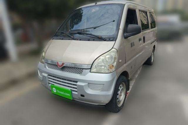 Wuling Rongguang 2014 1.2L S Base Model usado