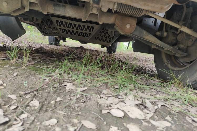 Used Wuling Rongguang 2015 1.2L S Base Model CNG Chassis Front