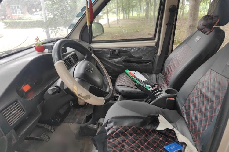 Used Wuling Rongguang 2015 1.2L S Base Model CNG Left Front Seat
