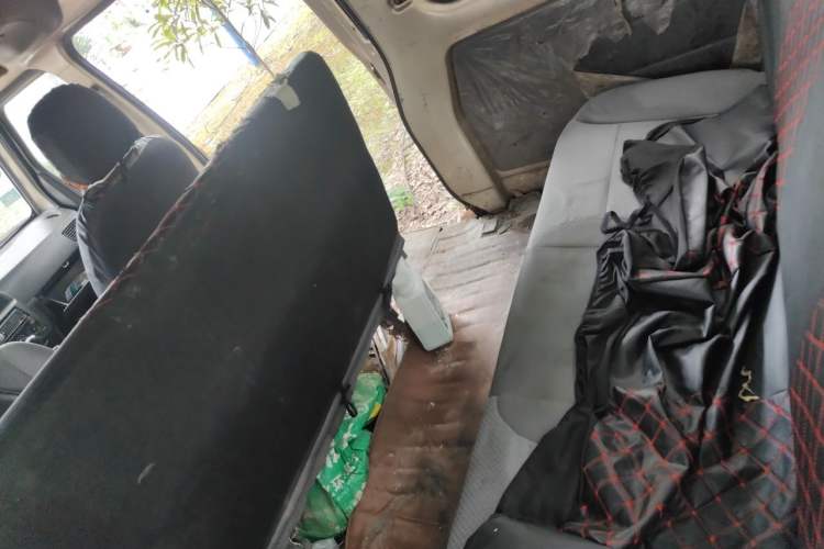 Used Wuling Rongguang 2015 1.2L S Base Model CNG Left Rear Seat