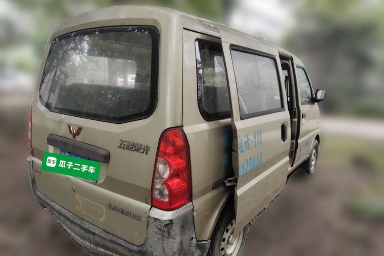 Used Wuling Rongguang 2015 1.2L S Base Model CNG Rear Right 45 Deg