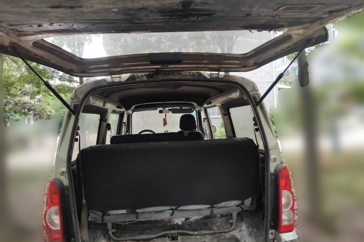 Used Wuling Rongguang 2015 1.2L S Base Model CNG Trunk