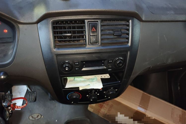 Used Wuling Rongguang 2015 1.2L S Base Model CNG Audio And AC Panel