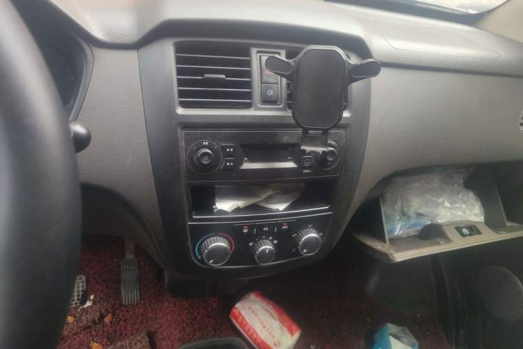 Used Wuling Rongguang 2015 1.2L S Base Model CNG Audio And AC Panel