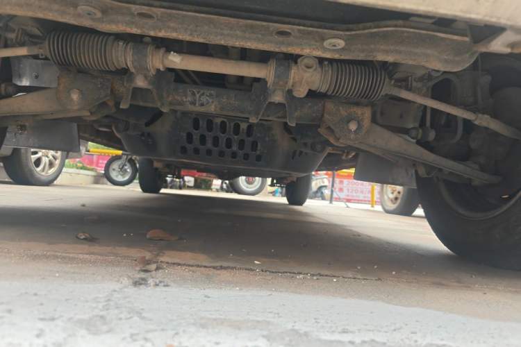 Used Wuling Rongguang 2015 1.2L S Base Model CNG Chassis Front