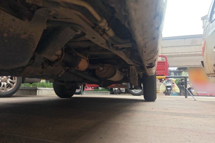 Used Wuling Rongguang 2015 1.2L S Base Model CNG Chassis Front Left