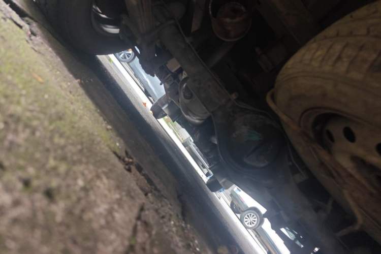 Used Wuling Rongguang 2015 1.2L S Base Model CNG Chassis Rear
