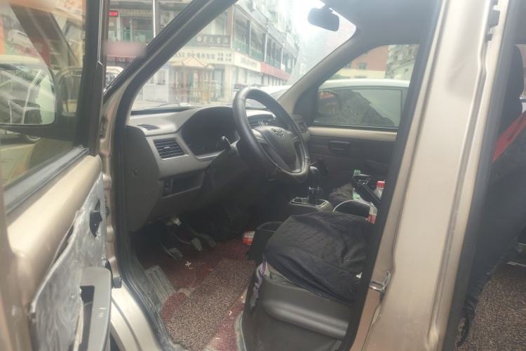 Used Wuling Rongguang 2015 1.2L S Base Model CNG Driver Seat