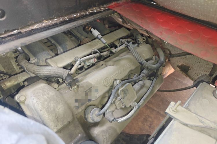 Used Wuling Rongguang 2015 1.2L S Base Model CNG Engine Bay Right