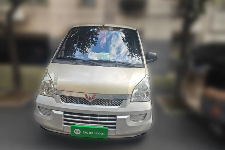 Used Wuling Rongguang 2015 1.2L S Base Model CNG Front