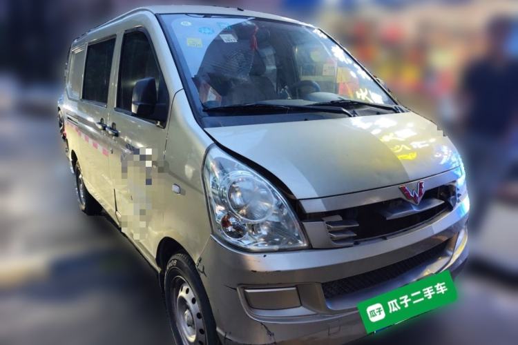 Used Wuling Rongguang 2015 1.2L S Base Model CNG Front Right 45 Deg