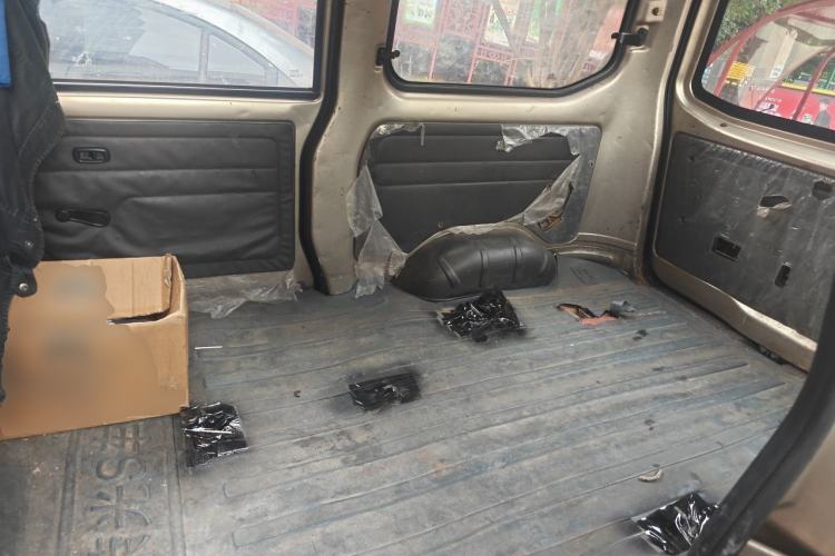 Used Wuling Rongguang 2015 1.2L S Base Model CNG Left Rear Seat