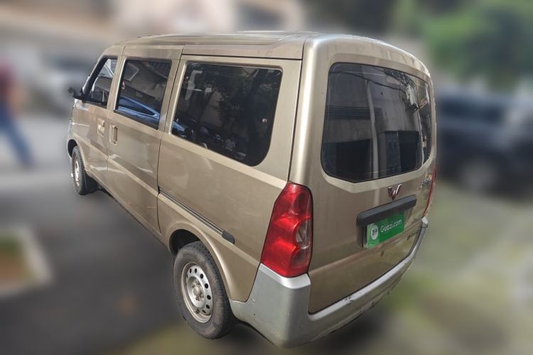 Used Wuling Rongguang 2015 1.2L S Base Model CNG Rear Left 45 Deg