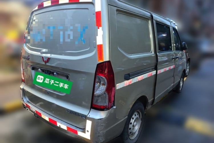 Used Wuling Rongguang 2015 1.2L S Base Model CNG Rear Right 45 Deg