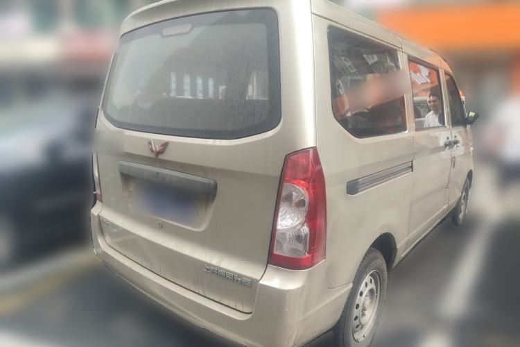 Used Wuling Rongguang 2015 1.2L S Base Model CNG Rear Right 45 Deg