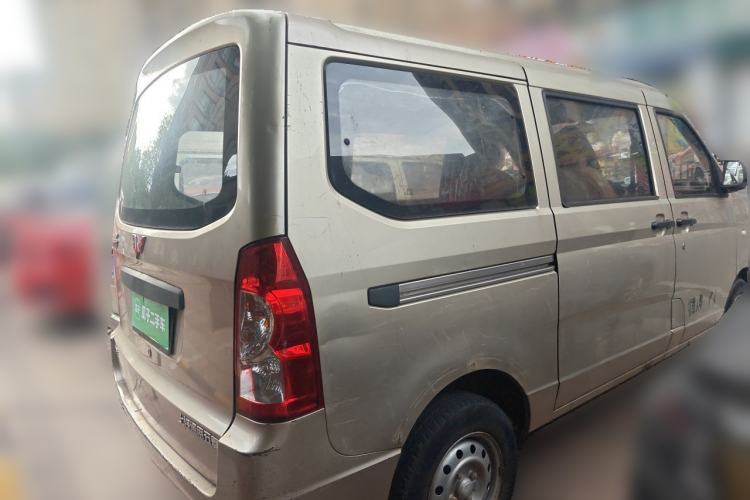 Used Wuling Rongguang 2015 1.2L S Base Model CNG Rear Right 45 Deg