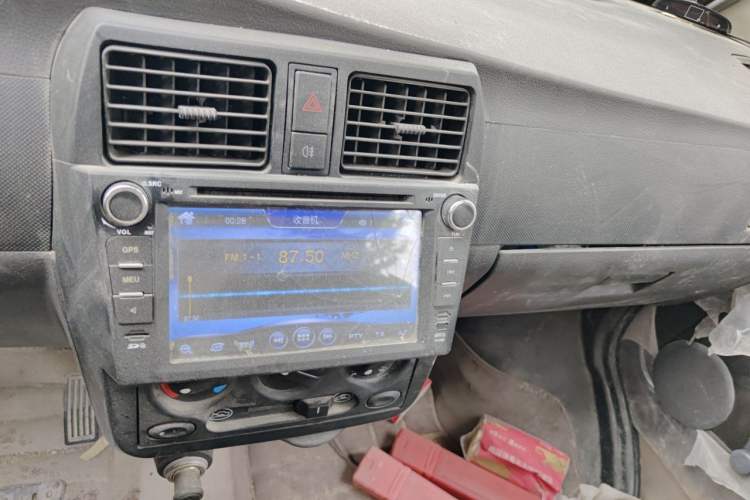 Used Wuling Rongguang 2015 1.2L S Base Model CNG Audio And AC Panel