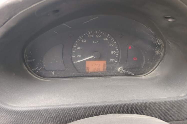 Used Wuling Rongguang 2015 1.2L S Base Model CNG Instrument Cluster