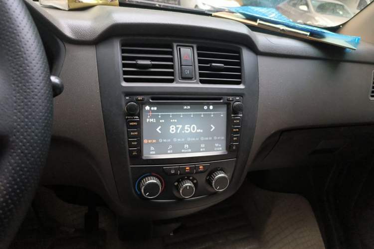 Used Wuling Rongguang 2015 1.2L S Base Model CNG Audio And AC Panel