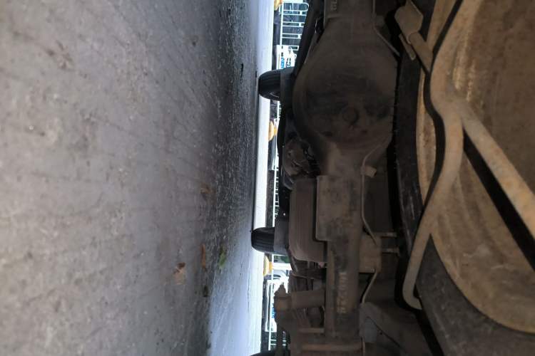 Used Wuling Rongguang 2015 1.2L S Base Model CNG Chassis Rear