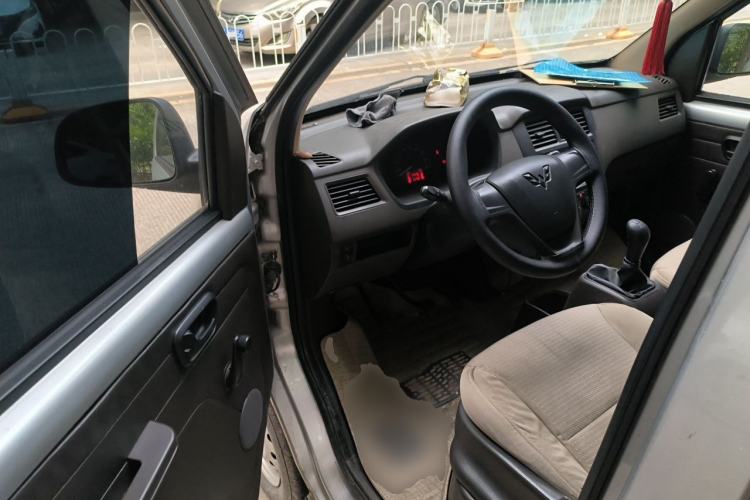 Used Wuling Rongguang 2015 1.2L S Base Model CNG Driver Seat