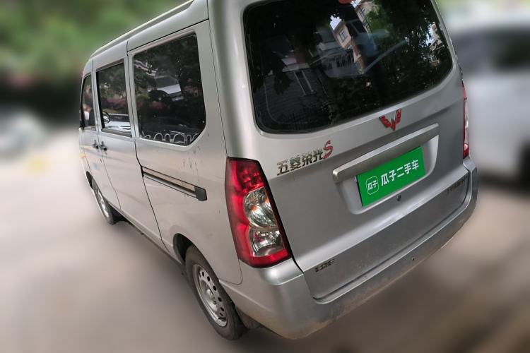 Used Wuling Rongguang 2015 1.2L S Base Model CNG Rear Left 45 Deg