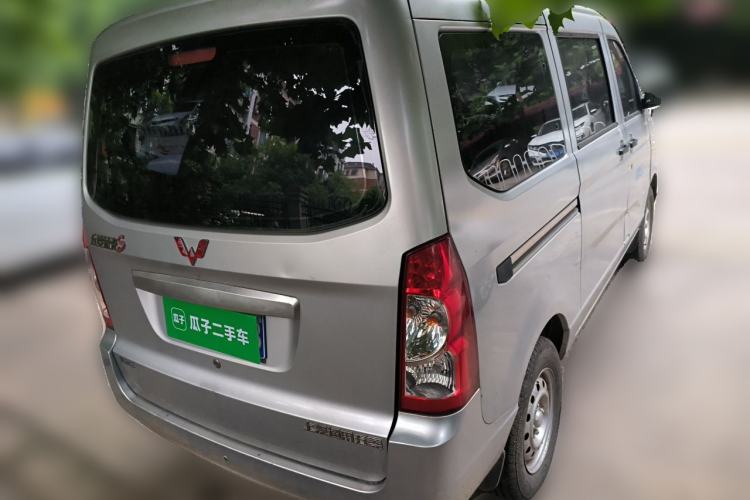 Used Wuling Rongguang 2015 1.2L S Base Model CNG Rear Right 45 Deg