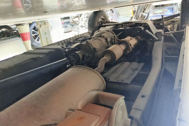 Used Wuling Rongguang 2015 1.2L S Standard CNG Model Chassis Rear Left